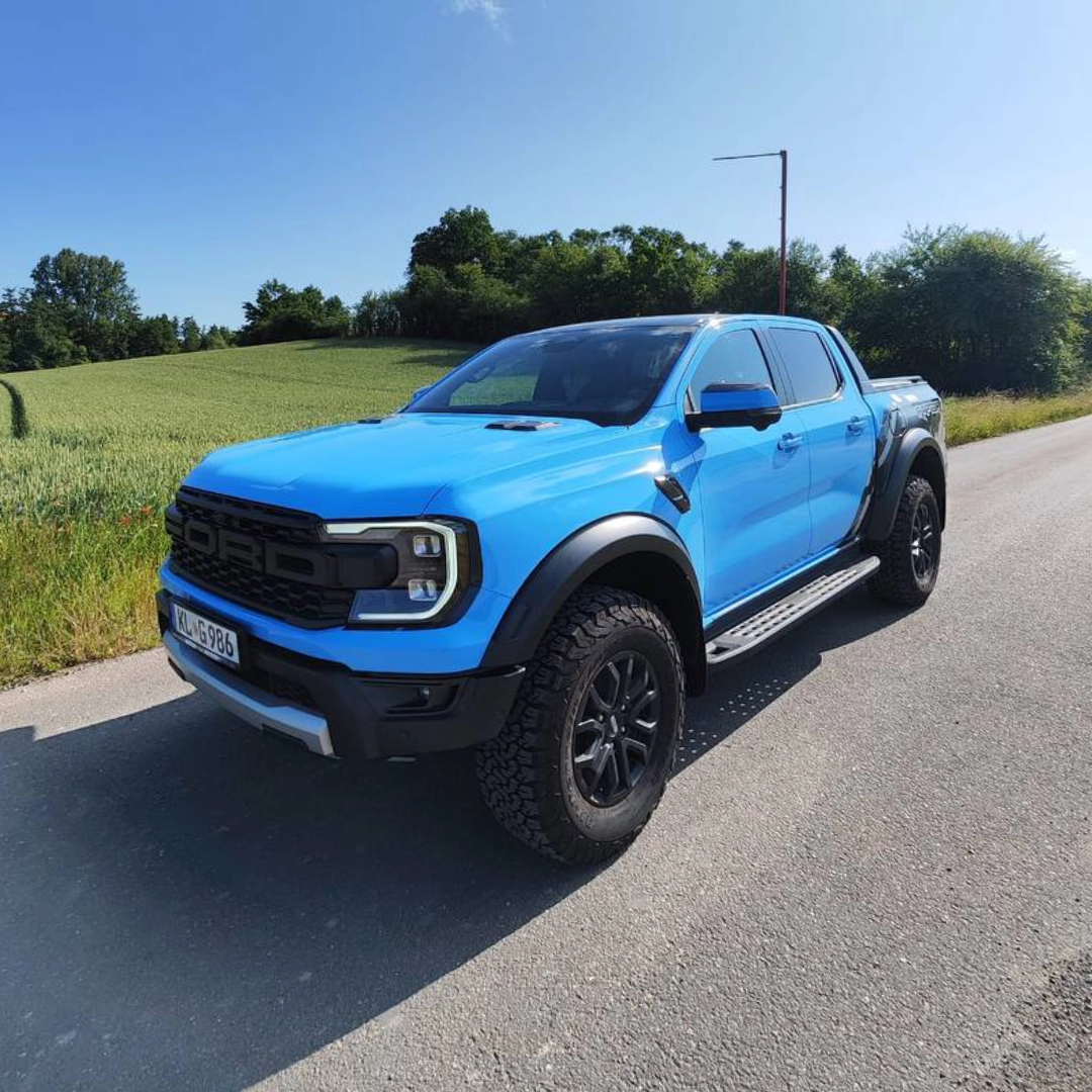 Galerie Bild Folierung und Fahrzeugbeschriftung