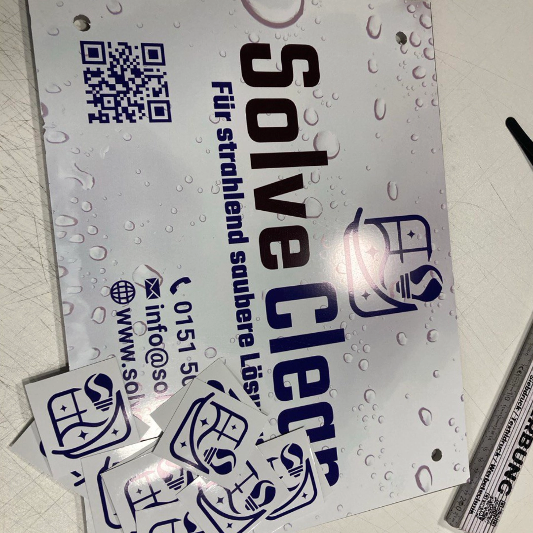 Galerie Bild Folierung und Fahrzeugbeschriftung